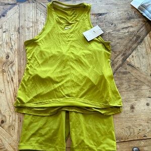 Ladies sage green Nike DriFit size small workout outfit 2 piece